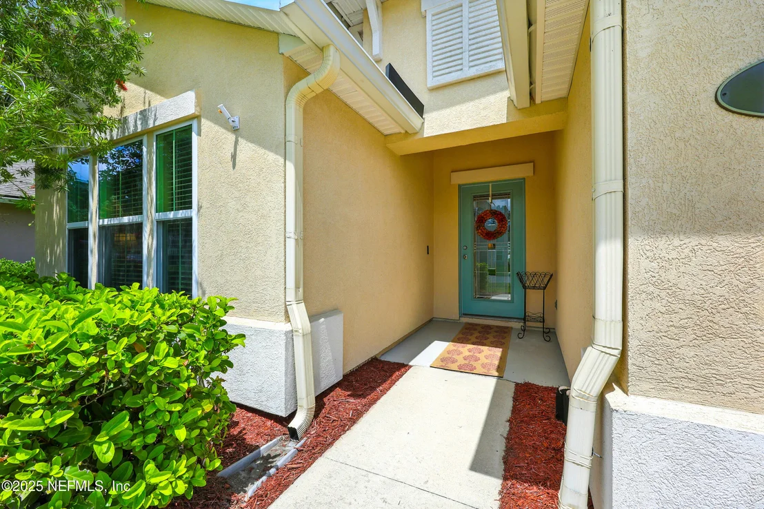 Photo of 329 SHETLAND Drive