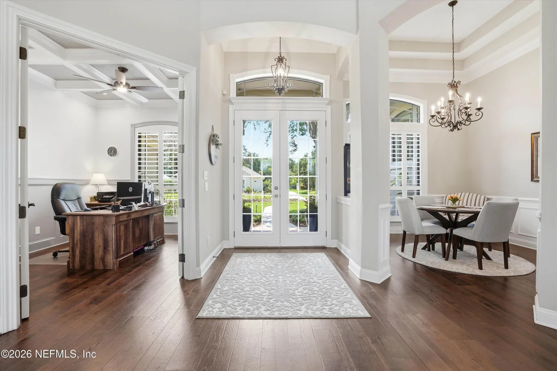 Photo of 430 SUMMERSET Drive