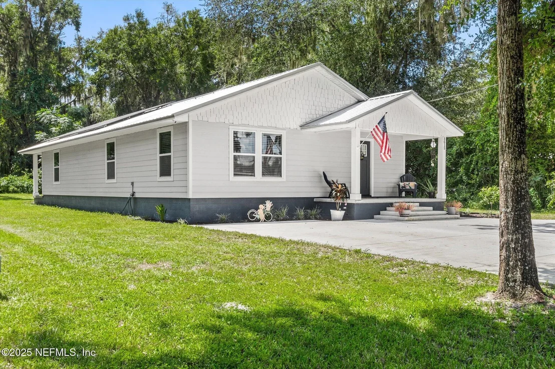 Photo of 3615 WEAVER Road