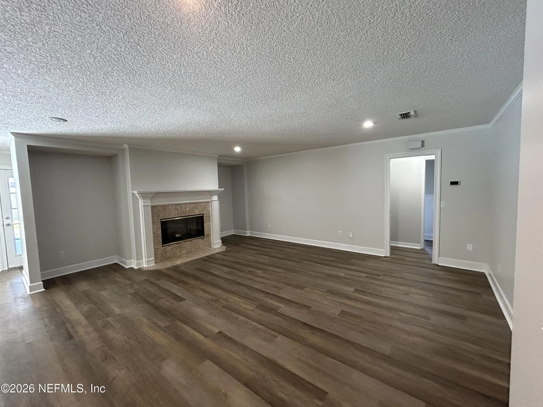 Photo of 1607 SHEFFIELD Place