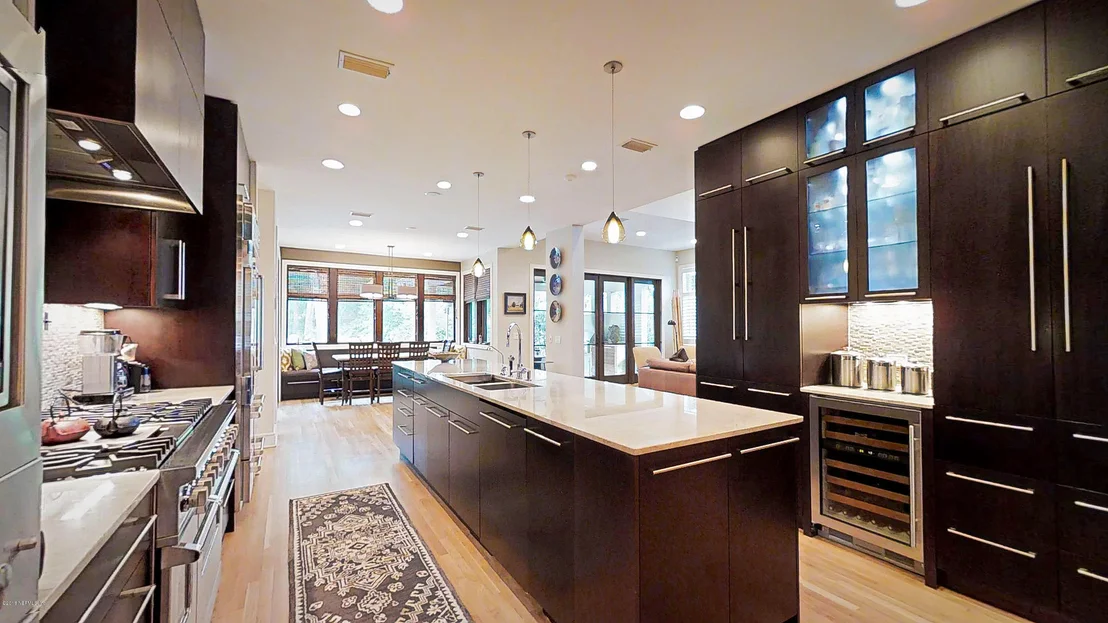 Photo of 3016 FOREST Circle