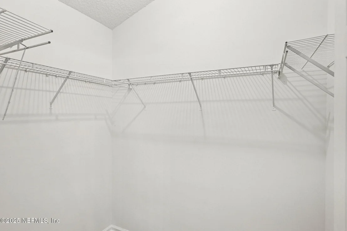 Photo of 8761 REDLEAF Court