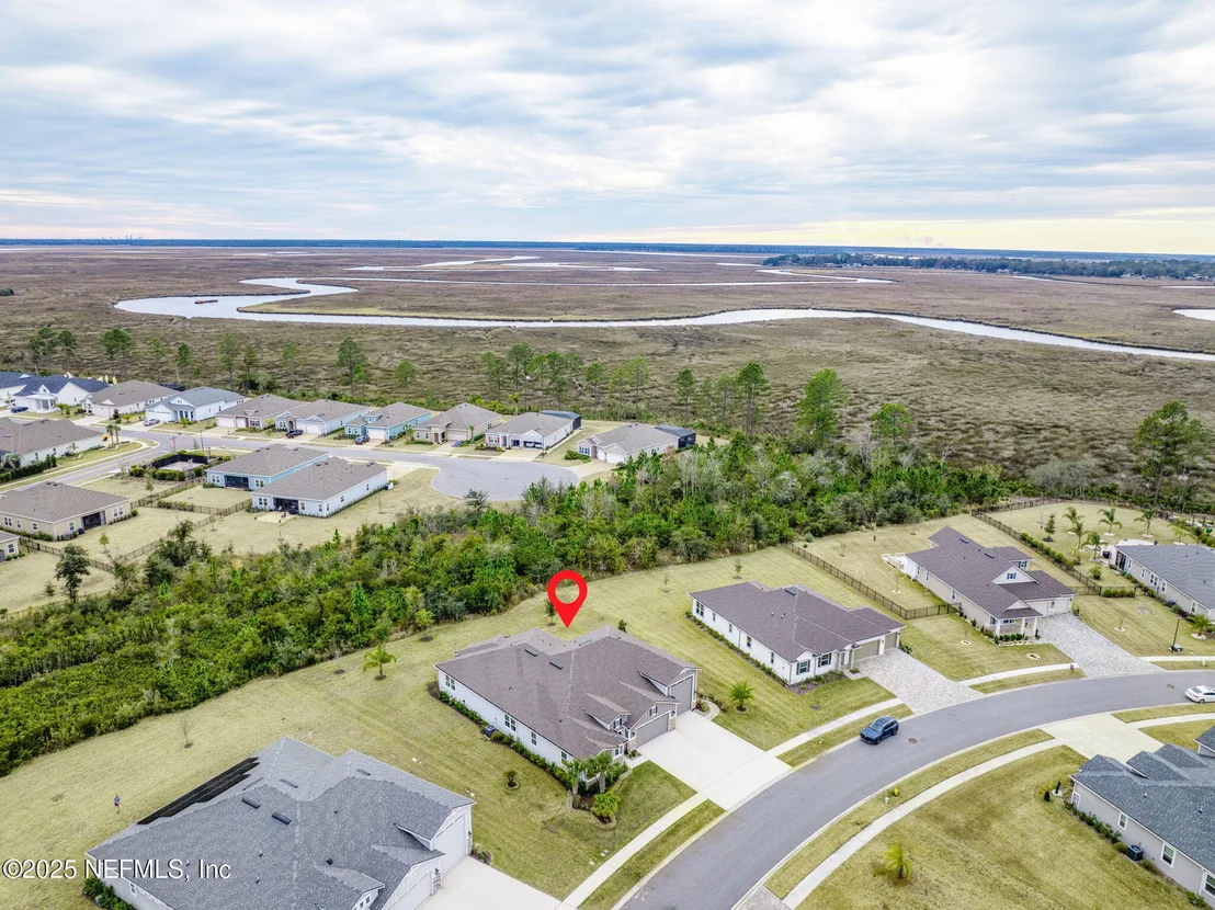 Photo of 85558 FALL RIVER Parkway
