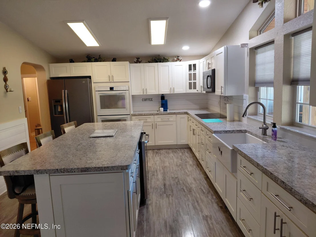 Photo of 118 ROBIN Road