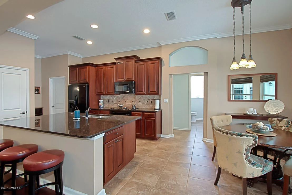 Photo of 290 ROARING BROOK Drive