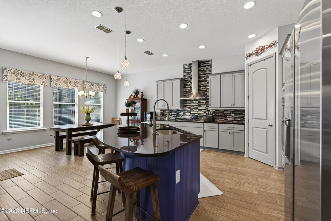 Photo of 127 EAGLE ROCK Drive