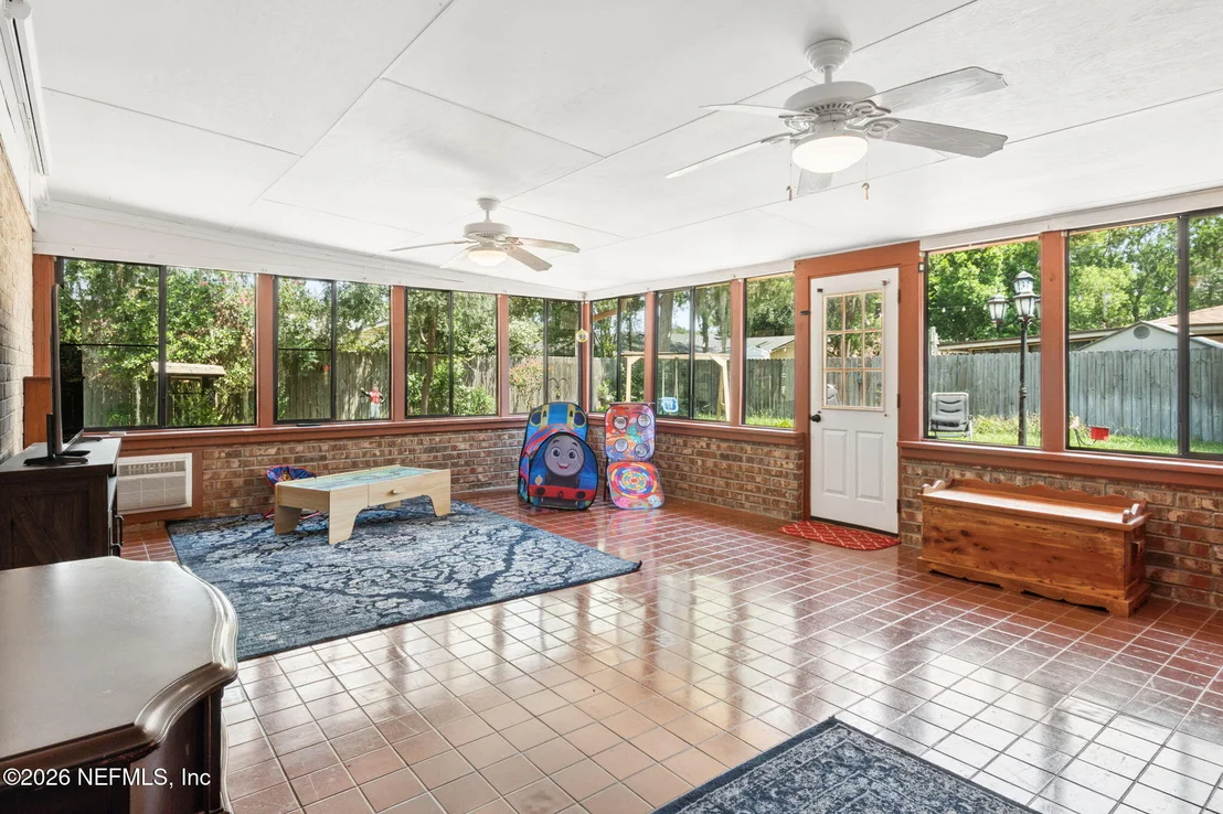 Photo of 5495 FORREST Drive