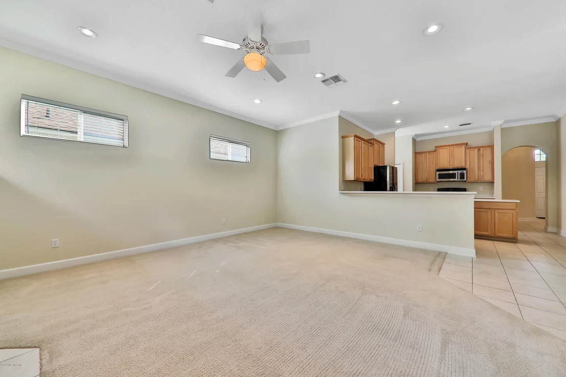 Photo of 804 RILEY Lane
