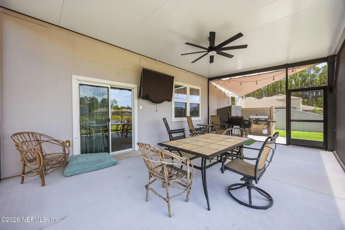 Photo of 70168 ROSEAPPLE Court