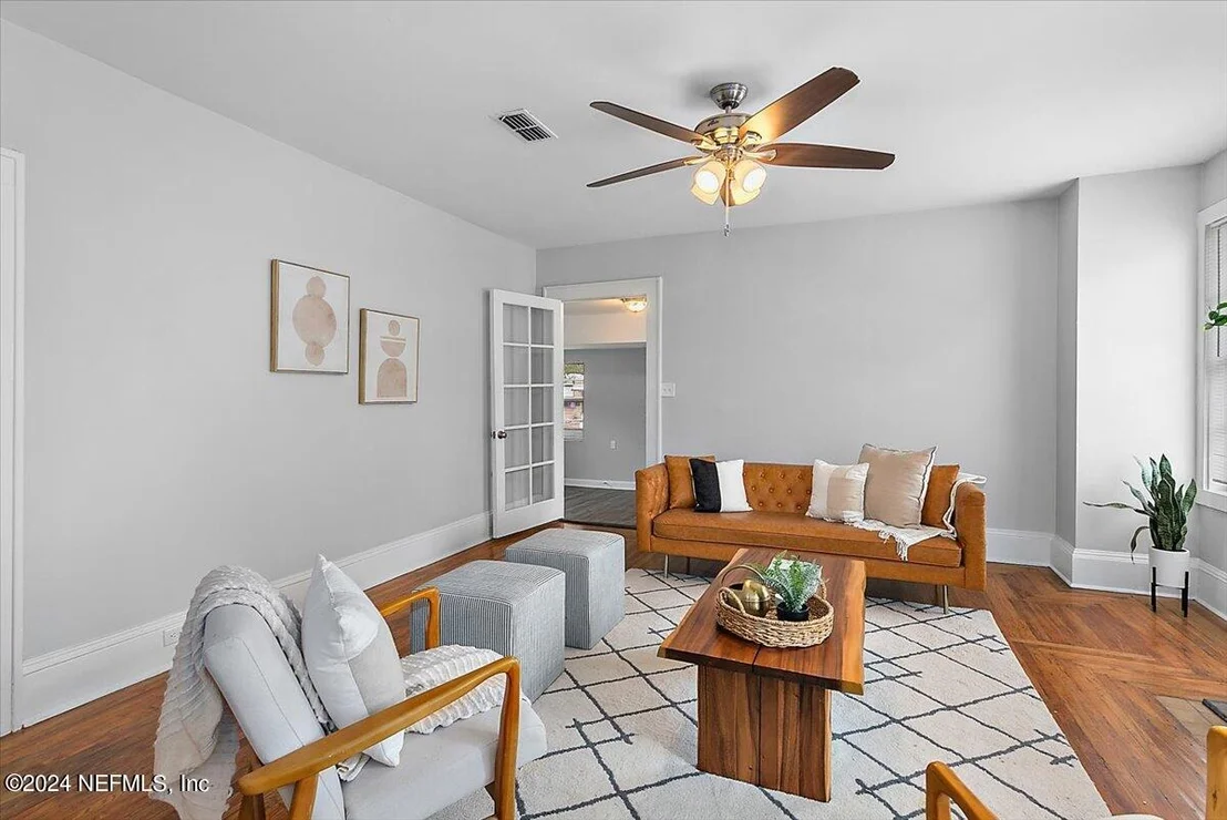 Photo of 1203 CHERRY Street
