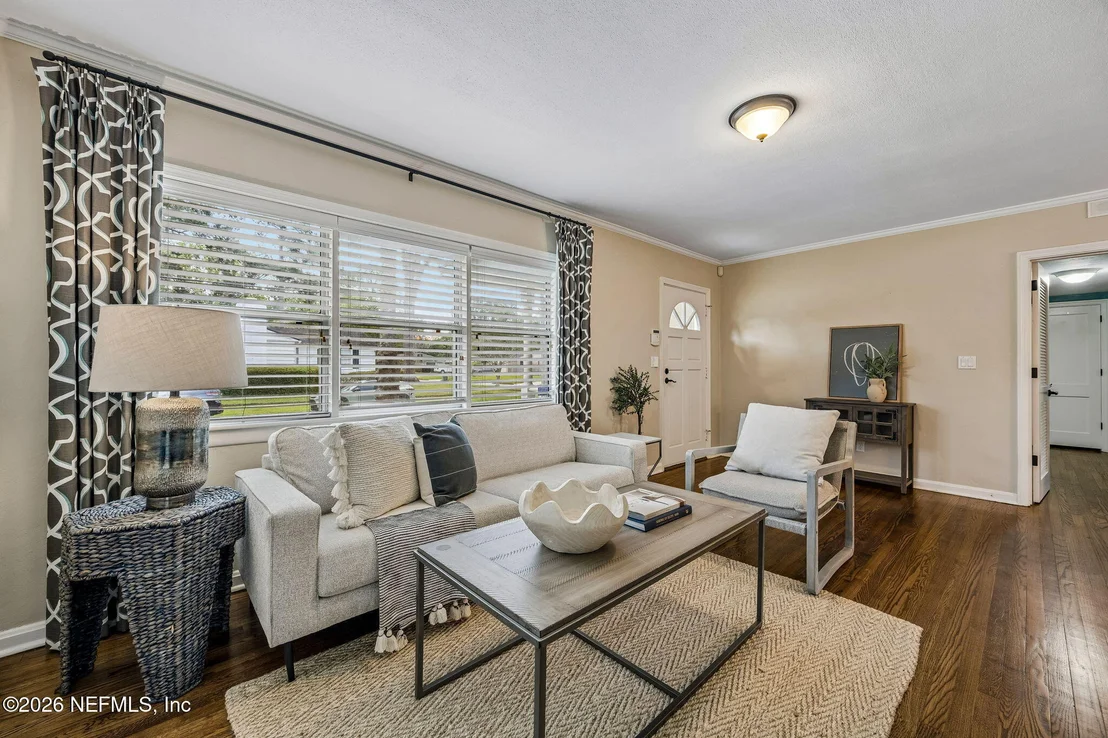 Photo of 5448 DIAZ Place