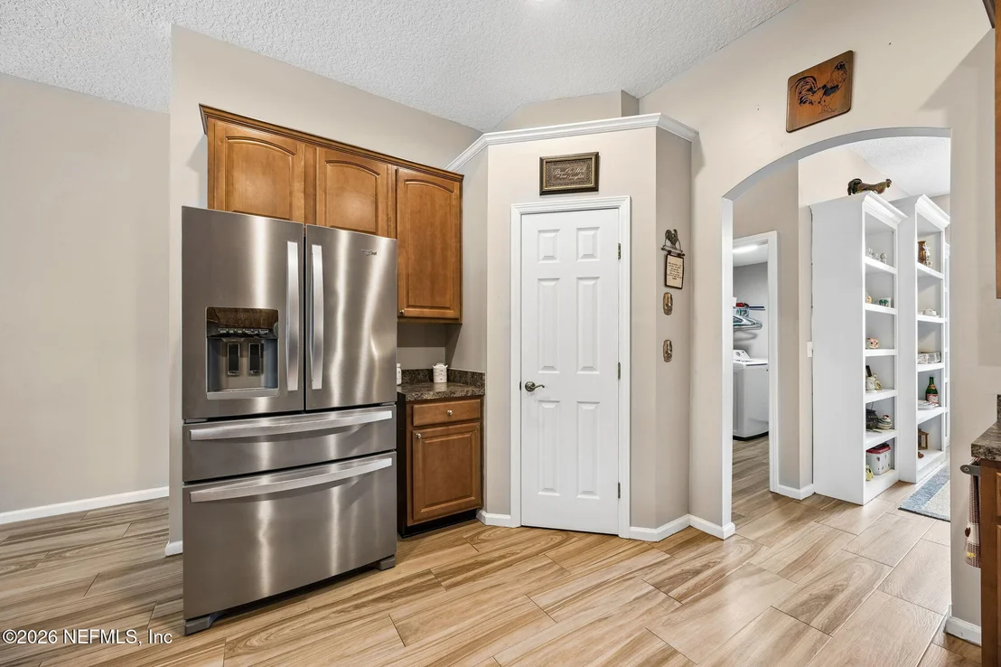 Photo of 940 THOROUGHBRED Drive
