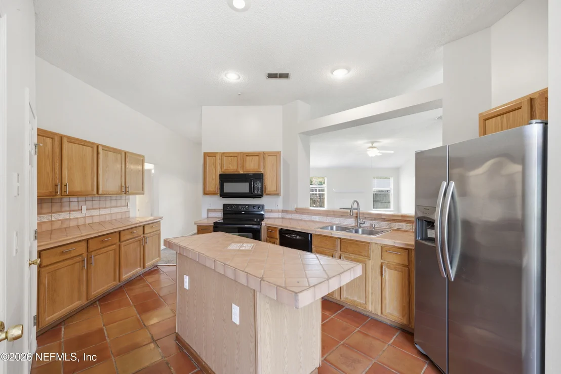 Photo of 6112 WINDING BRIDGE Drive