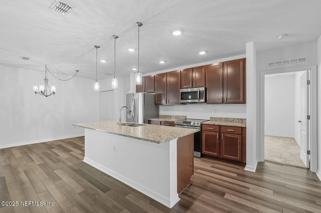 Photo of 31 RIDGE Road