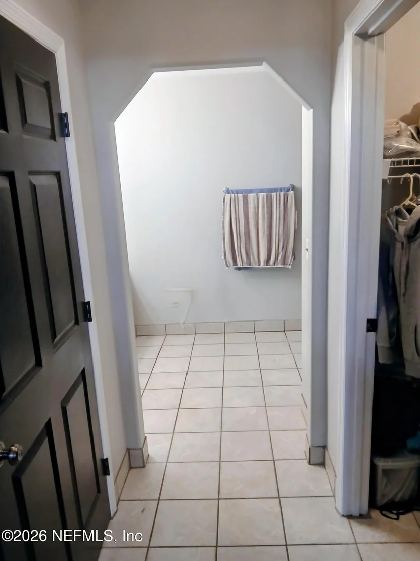 Photo of 115 CRESTWOOD Drive
