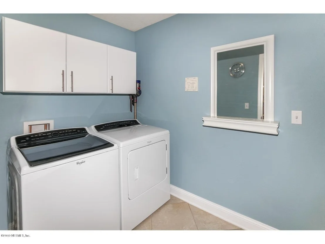 Photo of 164 E POSITANO Avenue