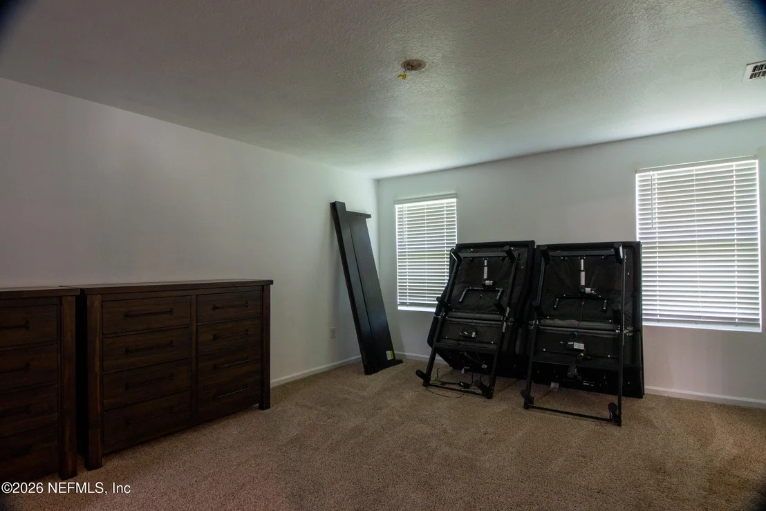 Photo of 65378 RIVER GLEN Parkway