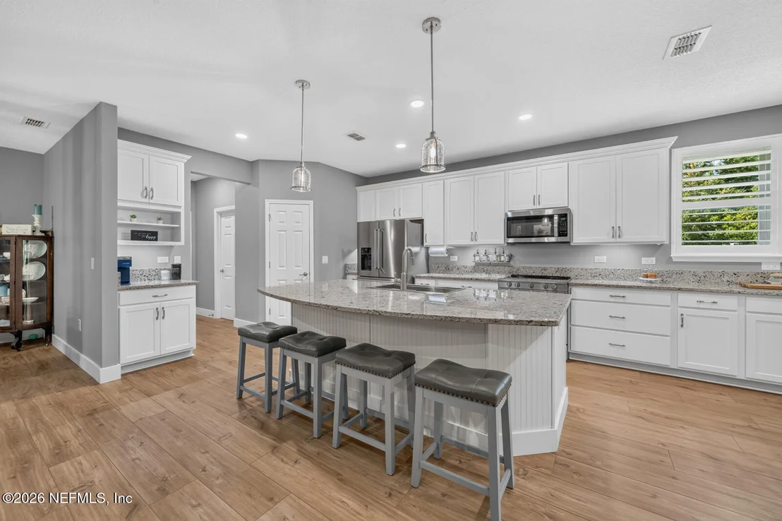 Photo of 3806 HAMMOCK BLUFF Drive