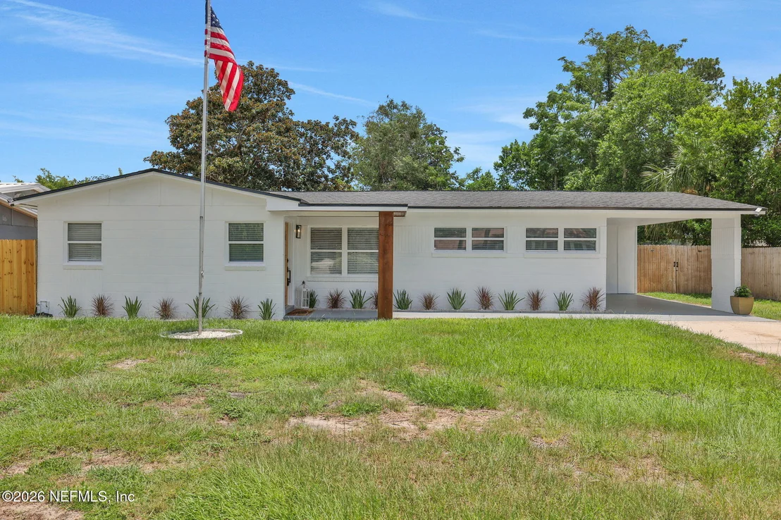 Photo of 509 PENMAN Road
