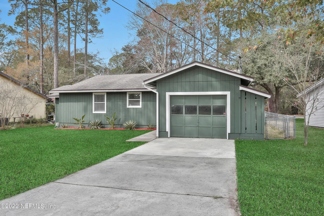 Photo of 4745 SOUTHGATE Drive