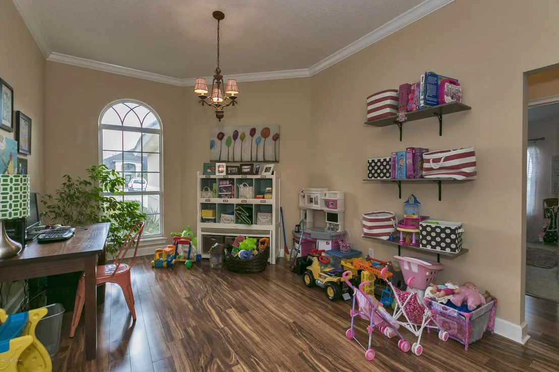 Photo of 13825 WEEPING WILLOW Way