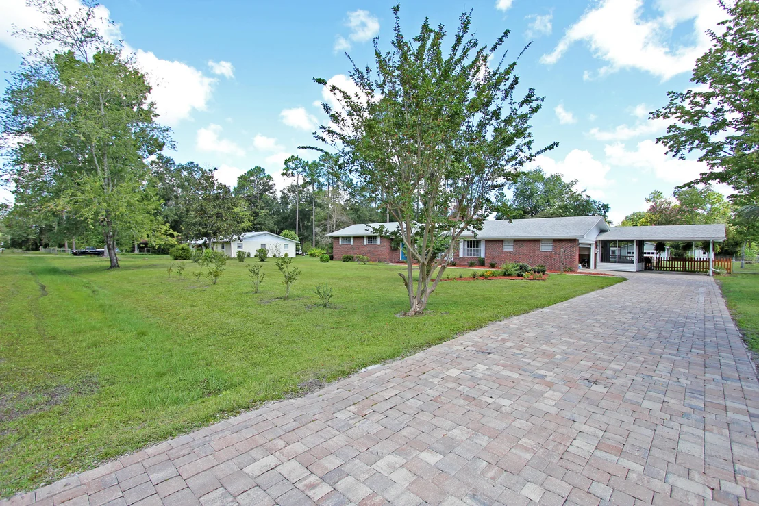 Photo of 4611 MAPLE Street