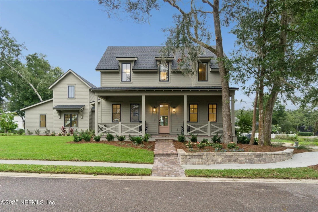 Photo of 28167 GRANDVIEW Manor