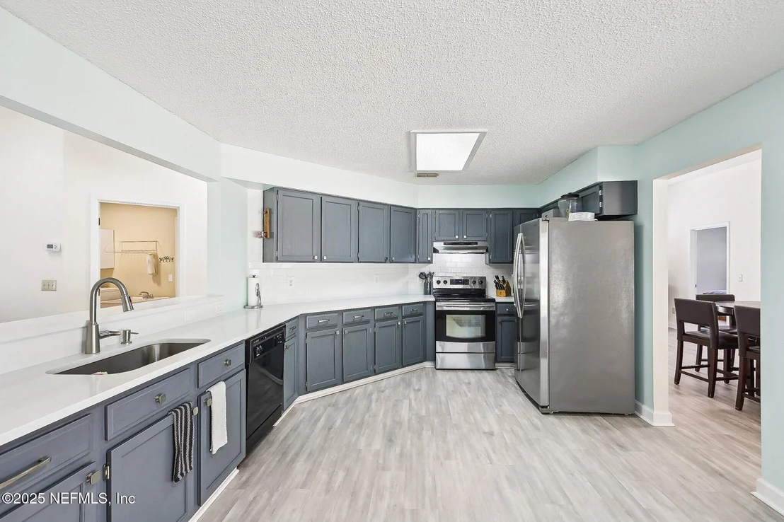Photo of 10314 HEARTHSIDE Drive
