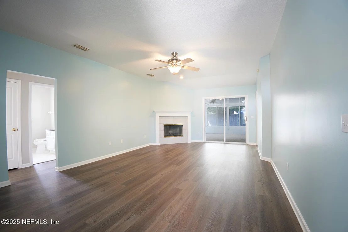 Photo of 1524 LINKSIDE Drive