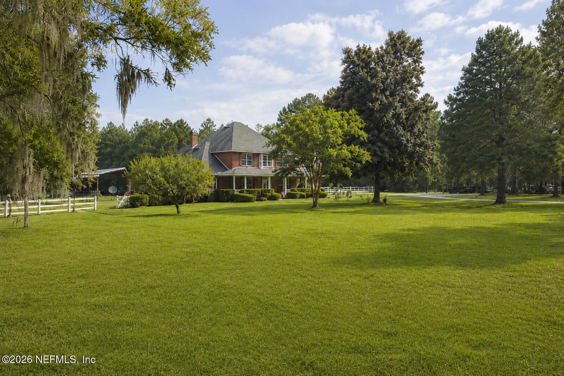 Photo of 46171 SAULS Road