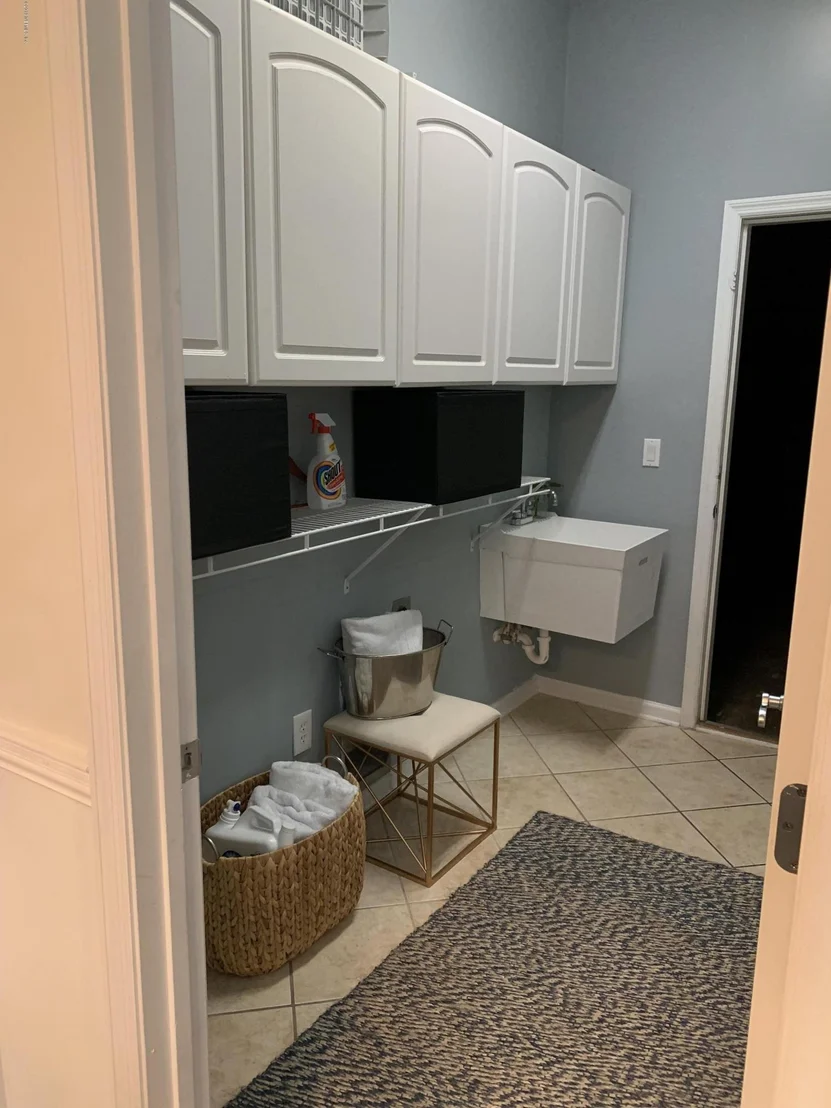 Photo of 712 TORIA Lane