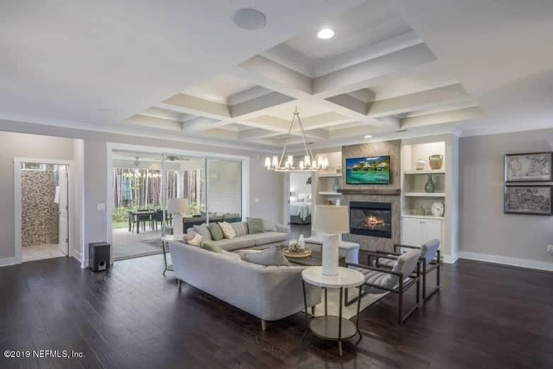 Photo of 443 WILLOWLAKE Drive