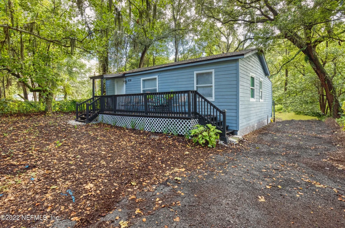 Photo of 6038 DIAMOND Street