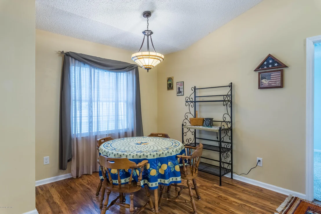 Photo of 525 WHITE JASMINE Way