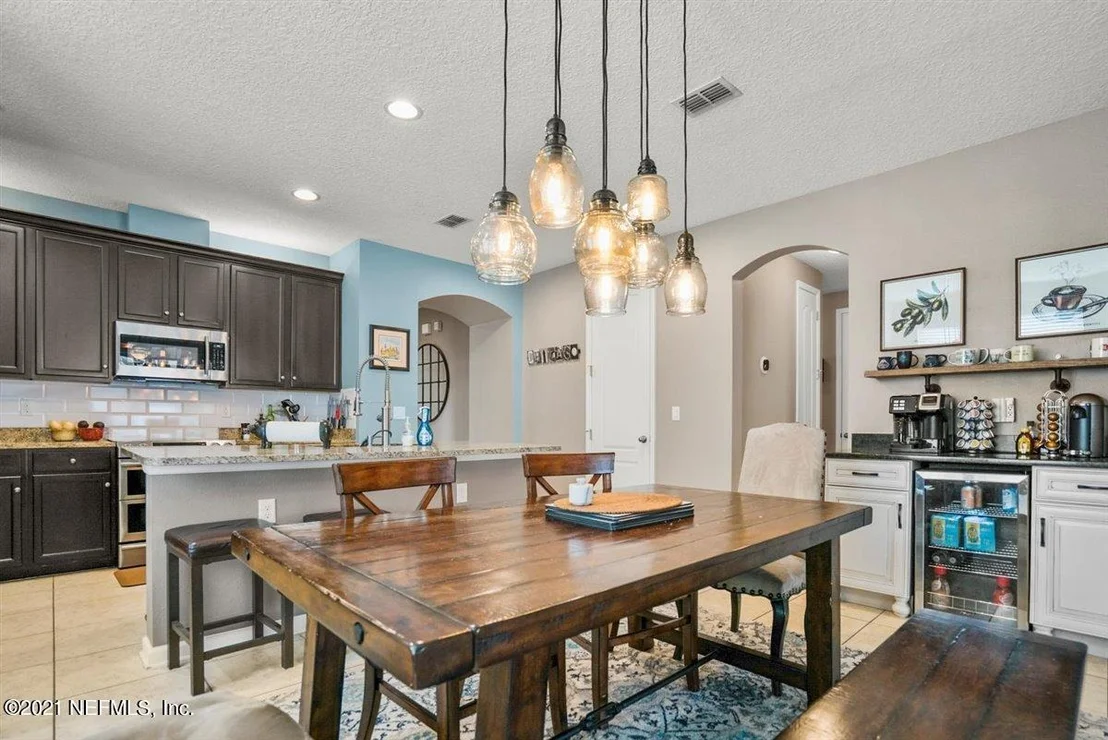 Photo of 105 BREEZY Point