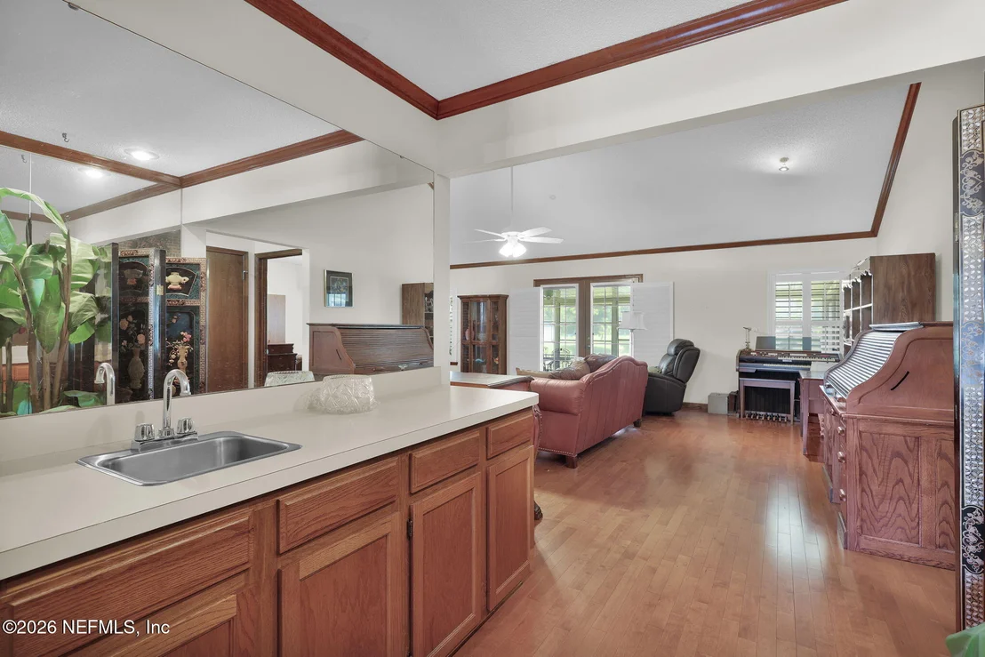Photo of 475 SPRINGBROOK Drive