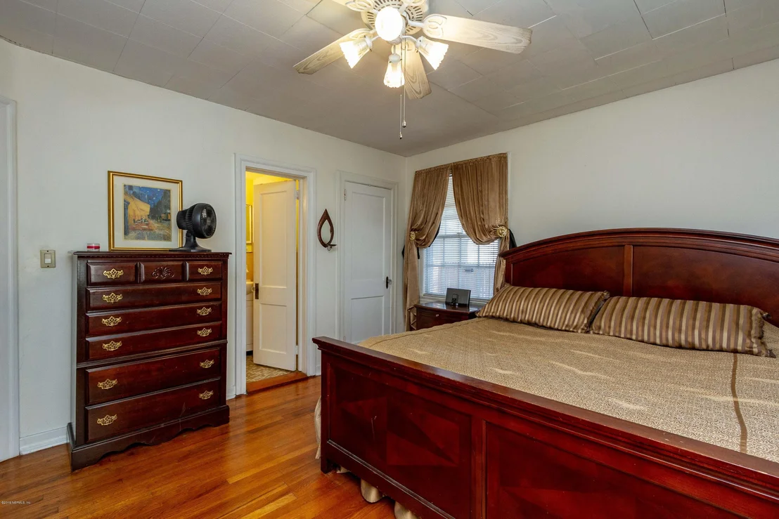 Photo of 2150 TRAYMORE Road