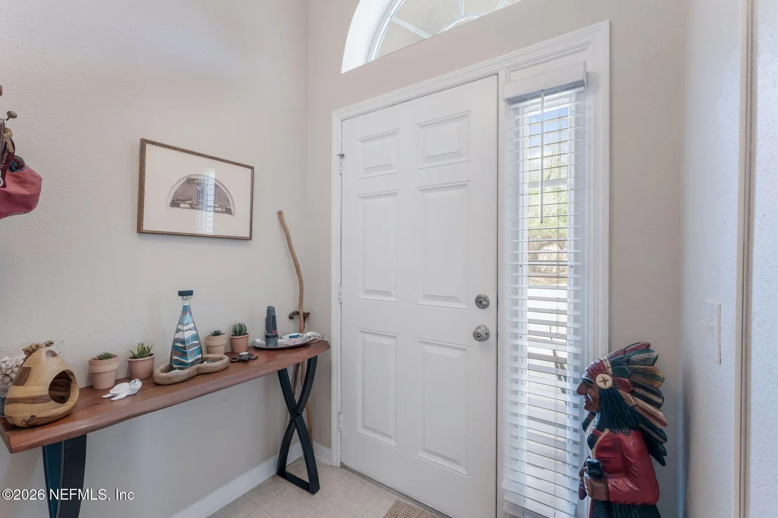 Photo of 2274 PEERLESS Lane W