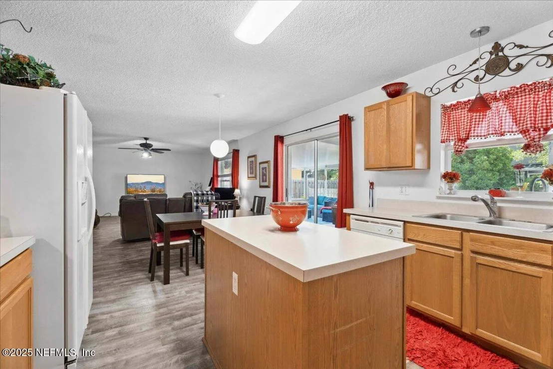 Photo of 3374 HICKORY HAMMOCK Road