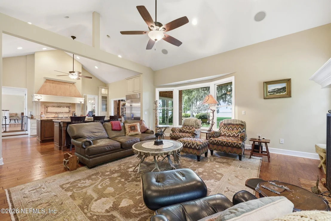 Photo of 13200 MANDARIN Road