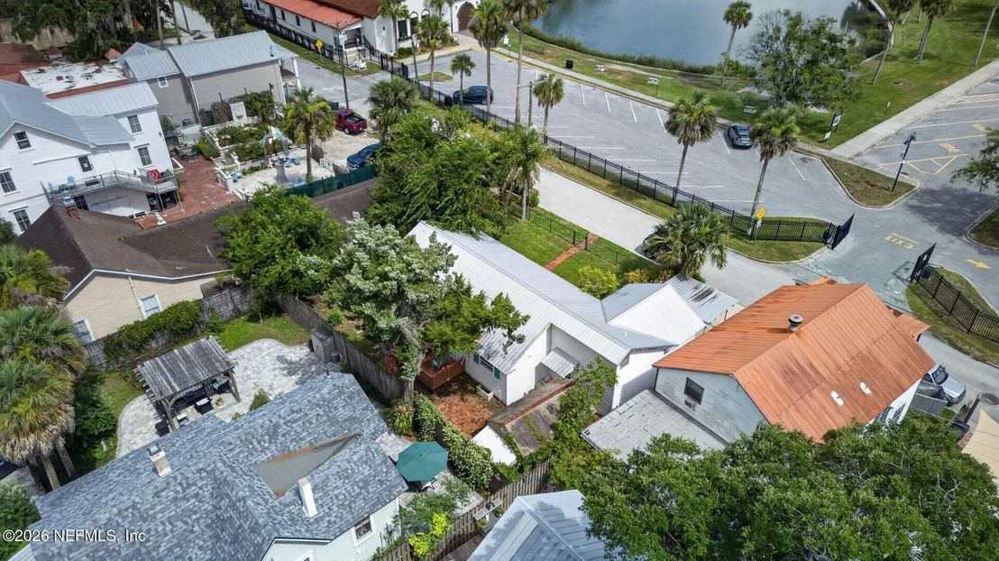 Photo of 18 OCEAN Avenue