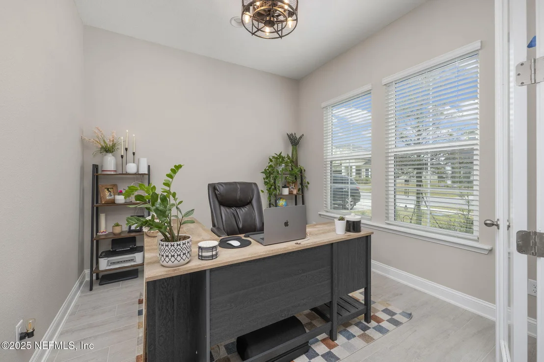 Photo of 264 HOLLY LANDING Way