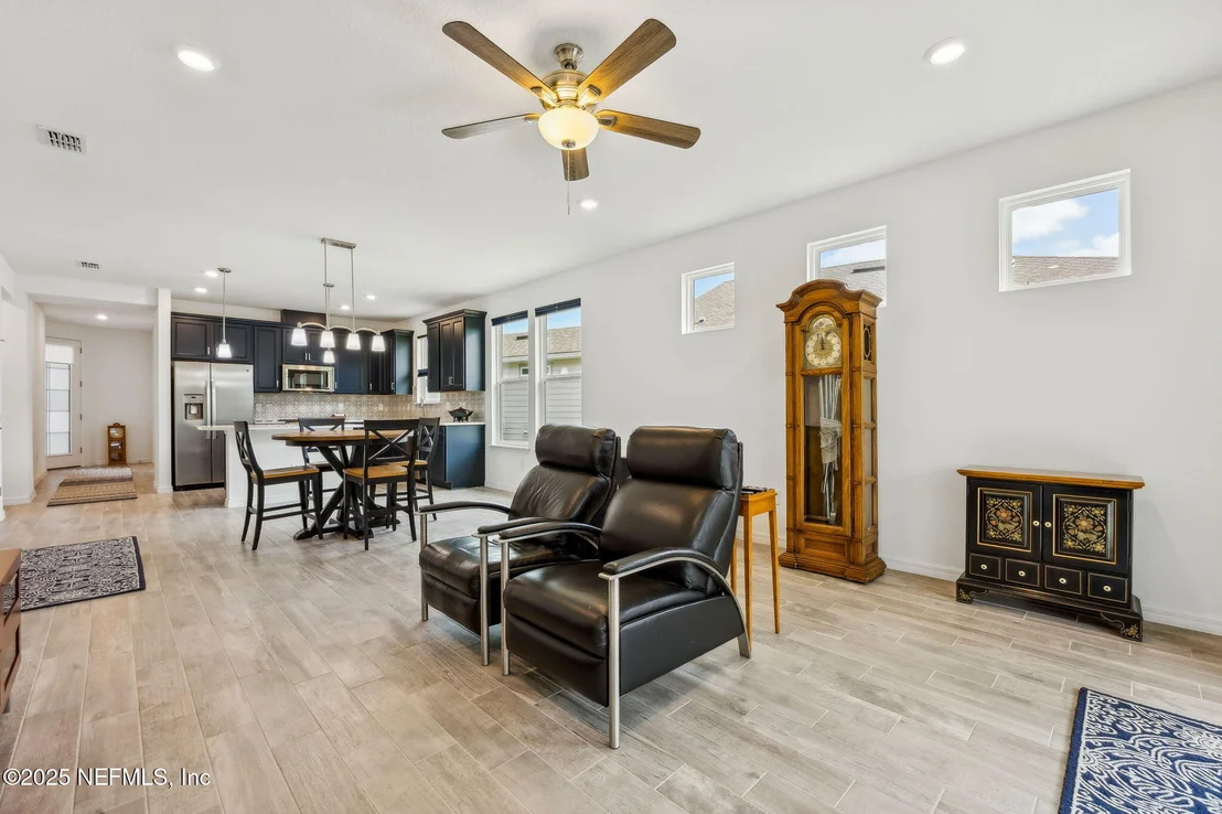 Photo of 564 JUBILEE Circle