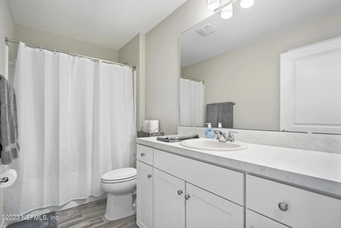 Photo of 121 MOORCROFT Way
