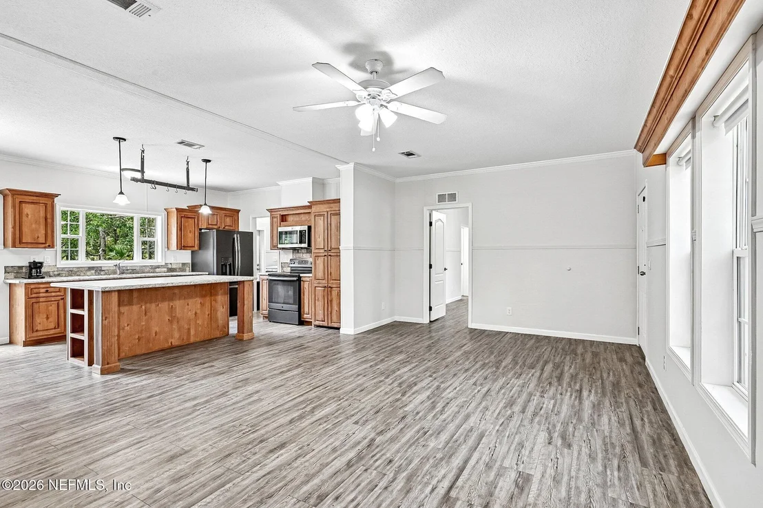 Photo of 7945 COUNTY ROAD 13 N