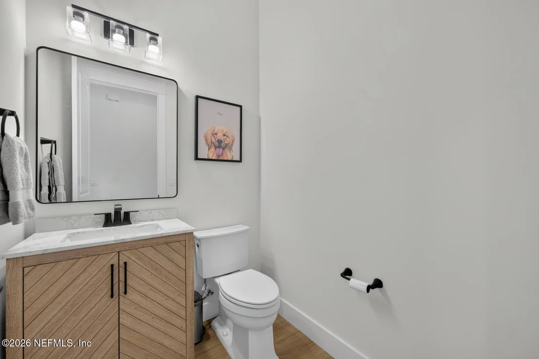 Photo of 904 BARBARA Lane