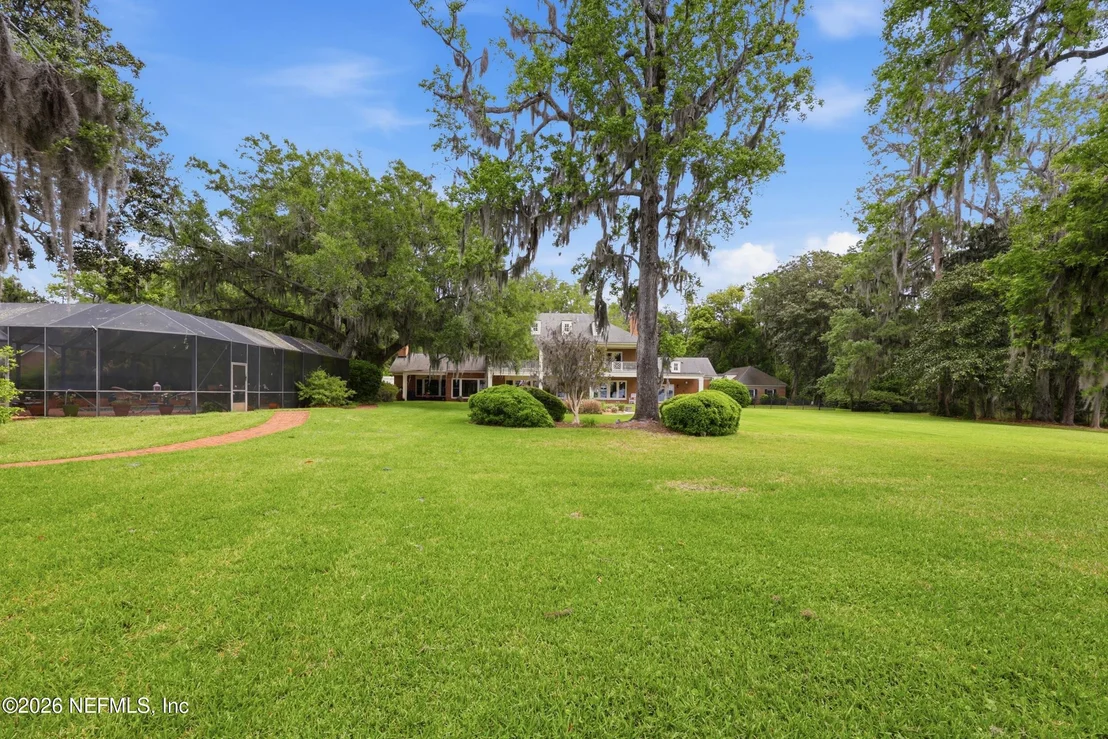 Photo of 13200 MANDARIN Road