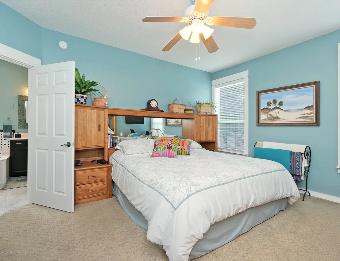 Photo of 1480 LAUREL Way
