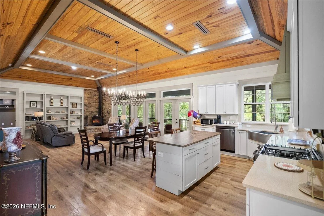 Photo of 3775 FOREST Drive