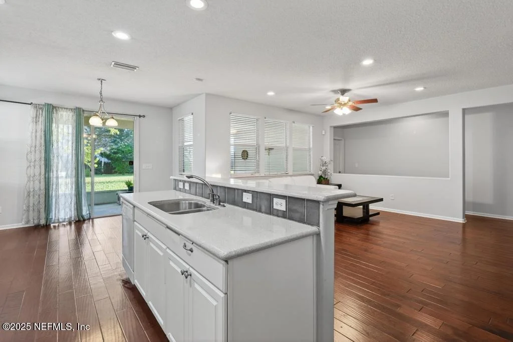 Photo of 313 VAN GOGH Circle